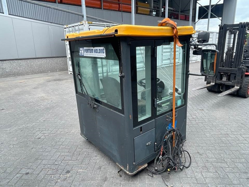 Hyundai HL757-7A-71LB-12012 / 71LB-12013 /71LB-12014-Cabin - Cabine et intérieur pour Engins de chantier: photos 4 Hyundai HL757-7A-71LB-12012 / 71LB-12013 /71LB-12014-Cabin - Cabine et intérieur pour Engins de chantier: photos 4