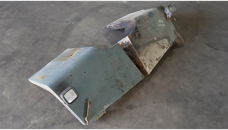 Komatsu WA 270 - 3 - Fender/Kotflügel/Spatbord - Aile pour Engins de chantier: photos 2 Komatsu WA 270 - 3 - Fender/Kotflügel/Spatbord - Aile pour Engins de chantier: photos 2