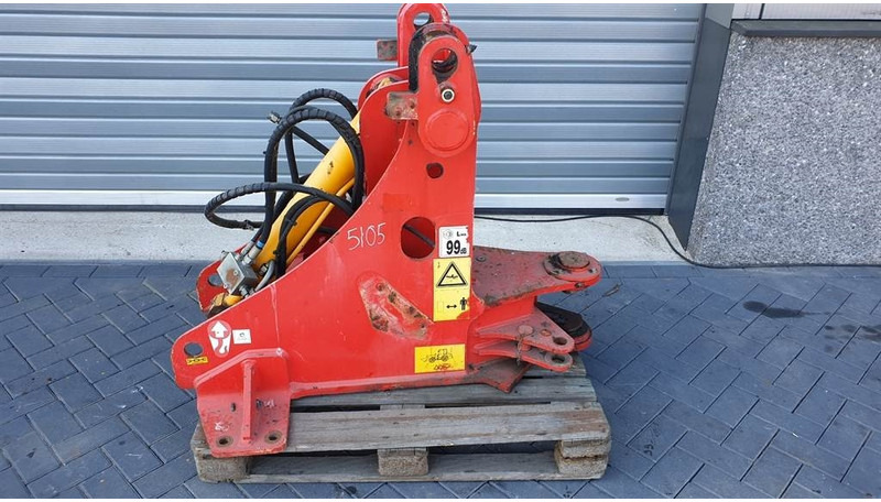 Komatsu WA70-5 - Chassis/Frame - Frame/ Châssis pour Engins de chantier: photos 1 Komatsu WA70-5 - Chassis/Frame - Frame/ Châssis pour Engins de chantier: photos 1