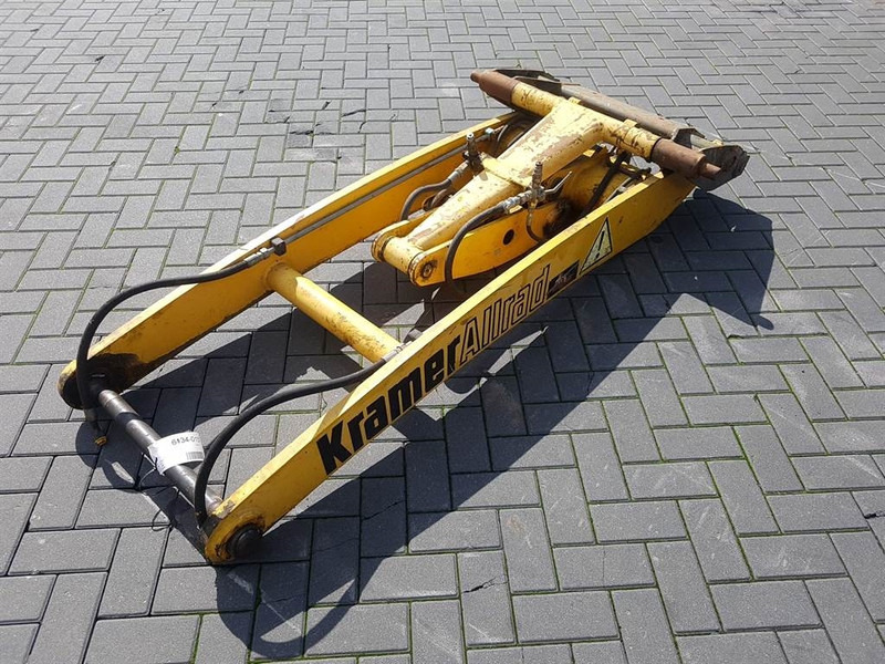 Kramer 320 - Lifting framework/Schaufelarm/Giek - Flèche: photos 1 Kramer 320 - Lifting framework/Schaufelarm/Giek - Flèche: photos 1