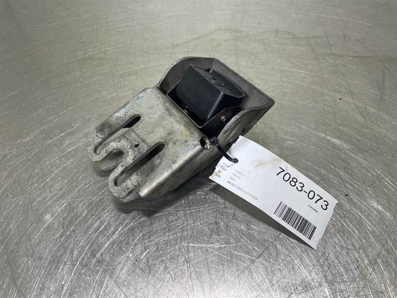 Liebherr A934C-10298856-Camera/Kamera - Cabine et intérieur pour Engins de chantier: photos 3 Liebherr A934C-10298856-Camera/Kamera - Cabine et intérieur pour Engins de chantier: photos 3