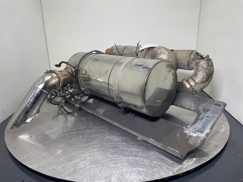 Liebherr L556-10144041-Particulate filter/Partikelfilter - Moteur pour Engins de chantier: photos 1 Liebherr L556-10144041-Particulate filter/Partikelfilter - Moteur pour Engins de chantier: photos 1