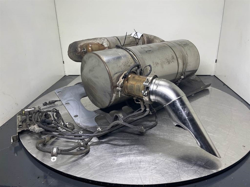 Liebherr L556-10144041-Particulate filter/Partikelfilter - Moteur pour Engins de chantier: photos 4 Liebherr L556-10144041-Particulate filter/Partikelfilter - Moteur pour Engins de chantier: photos 4