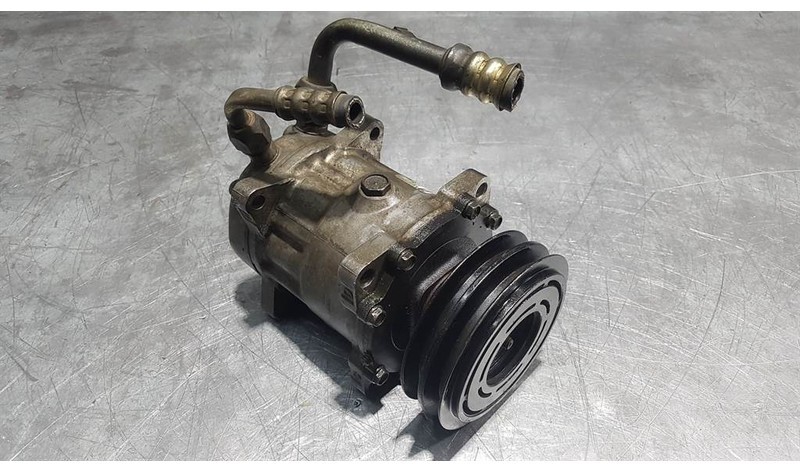 SANDEN U4652 - Compressor/Kompressor/Aircopomp - Compresseur de climatisation pour Engins de chantier: photos 1 SANDEN U4652 - Compressor/Kompressor/Aircopomp - Compresseur de climatisation pour Engins de chantier: photos 1