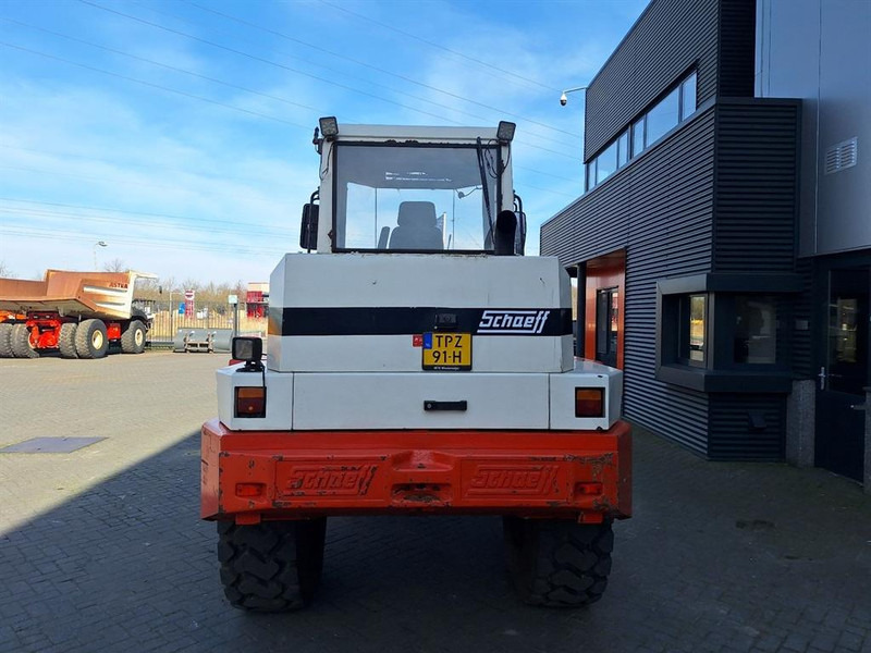 Schaeff SKS 661 - Chargeuse sur pneus: photos 4 Schaeff SKS 661 - Chargeuse sur pneus: photos 4