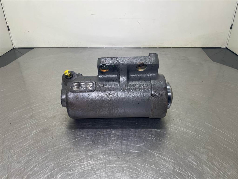 Sennebogen 835E-080561-Support cylinder/Stuetzzylinder - Hydraulique pour Engins de chantier: photos 1 Sennebogen 835E-080561-Support cylinder/Stuetzzylinder - Hydraulique pour Engins de chantier: photos 1