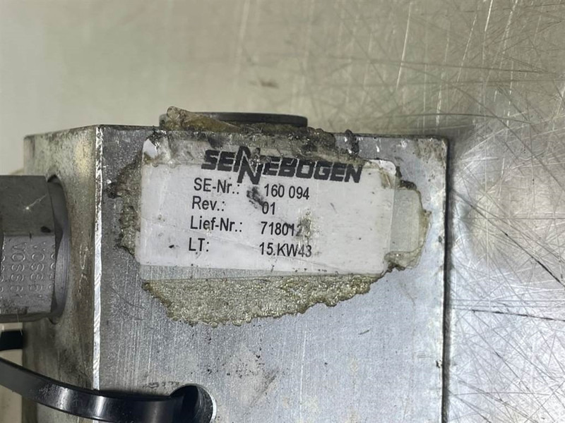 Sennebogen 835E-160094-Valve/Ventile/Ventiel - Hydraulique pour Engins de chantier: photos 4 Sennebogen 835E-160094-Valve/Ventile/Ventiel - Hydraulique pour Engins de chantier: photos 4