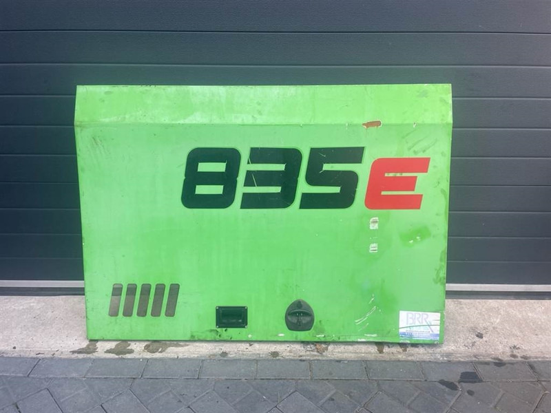 Sennebogen 835E-161898-Hood/Tür/Haube/Kap - Frame/ Châssis pour Engins de chantier: photos 1 Sennebogen 835E-161898-Hood/Tür/Haube/Kap - Frame/ Châssis pour Engins de chantier: photos 1