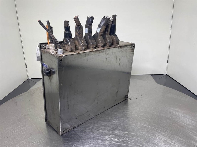 Sennebogen 835E-175343-Switch kabinet/Schaltschrank - Système électrique pour Engins de chantier: photos 5 Sennebogen 835E-175343-Switch kabinet/Schaltschrank - Système électrique pour Engins de chantier: photos 5