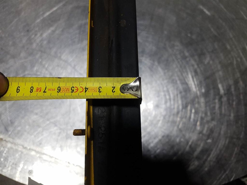 Volkswagen 477121251A-Cooler/Kühler/Koeler — crédit-bail Volkswagen 477121251A-Cooler/Kühler/Koeler: photos 7 Volkswagen 477121251A-Cooler/Kühler/Koeler — crédit-bail Volkswagen 477121251A-Cooler/Kühler/Koeler: photos 7