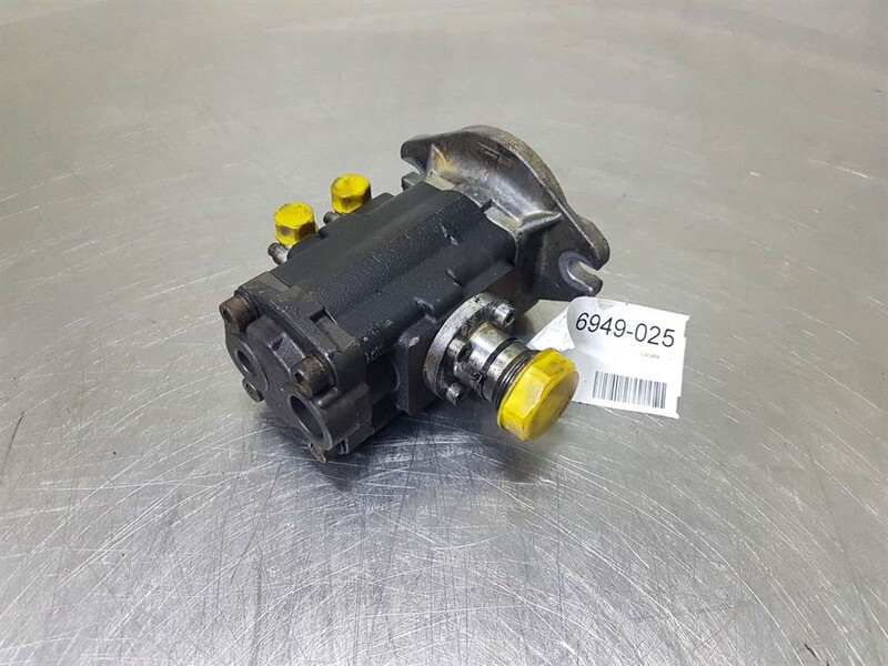 Yanmar V70 Speeder - Gearpump/Zahnradpumpe/Tandwielpomp - Hydraulique pour Engins de chantier: photos 3 Yanmar V70 Speeder - Gearpump/Zahnradpumpe/Tandwielpomp - Hydraulique pour Engins de chantier: photos 3