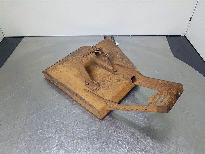 Yanmar V70 Speeder - Mud guard/Kotfluegel/Spatbord - Frame/ Châssis pour Engins de chantier: photos 3 Yanmar V70 Speeder - Mud guard/Kotfluegel/Spatbord - Frame/ Châssis pour Engins de chantier: photos 3