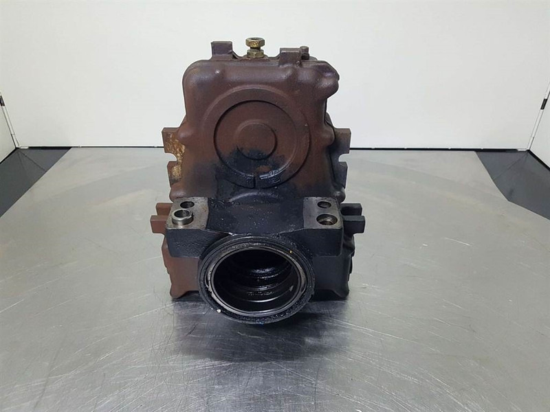 Yanmar V70 Speeder-ZF-Transmission/Getriebe/Transmissie - Boîte de vitesse pour Engins de chantier: photos 4 Yanmar V70 Speeder-ZF-Transmission/Getriebe/Transmissie - Boîte de vitesse pour Engins de chantier: photos 4