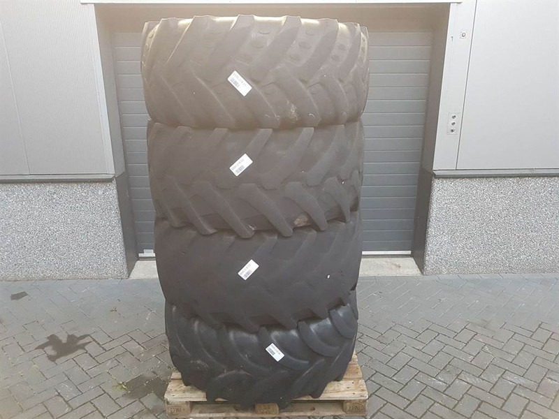 Zettelmeyer ZL801-BKT 480/70R24-Tire/Reifen/Band - Pneus et jantes pour Engins de chantier: photos 1 Zettelmeyer ZL801-BKT 480/70R24-Tire/Reifen/Band - Pneus et jantes pour Engins de chantier: photos 1