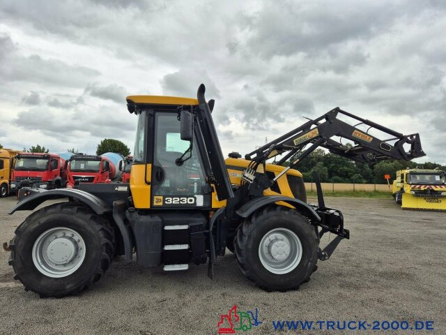 JCB Fastrac HMV 3230 2 Zapfwellen + Frontheber Stoll - Tracteur agricole: photos 5 JCB Fastrac HMV 3230 2 Zapfwellen + Frontheber Stoll - Tracteur agricole: photos 5