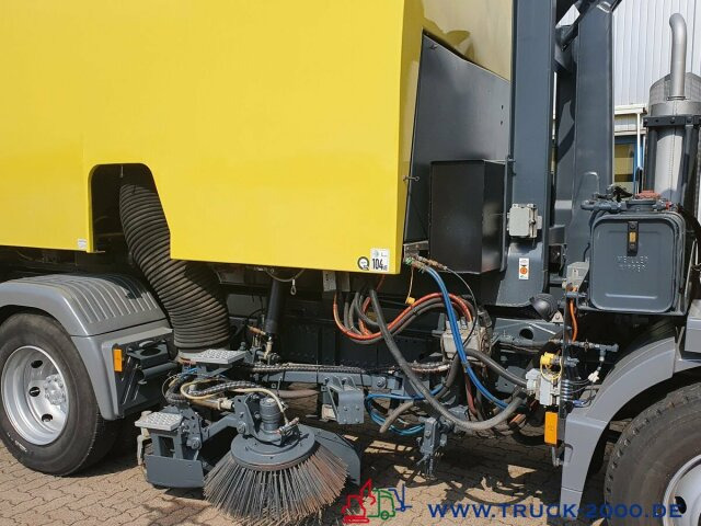 Mercedes-Benz 1518 Winterdienst - Streuer - Kehrmaschine 1.Hd - Balayeuse de voirie: photos 3 Mercedes-Benz 1518 Winterdienst - Streuer - Kehrmaschine 1.Hd - Balayeuse de voirie: photos 3