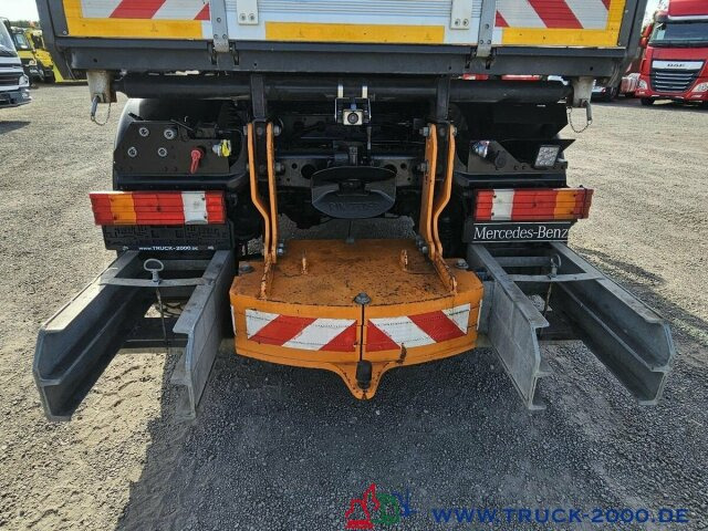 Unimog U 400 Vario Pilot Mähtür + Mulag Mähkombination - Camion benne: photos 2 Unimog U 400 Vario Pilot Mähtür + Mulag Mähkombination - Camion benne: photos 2