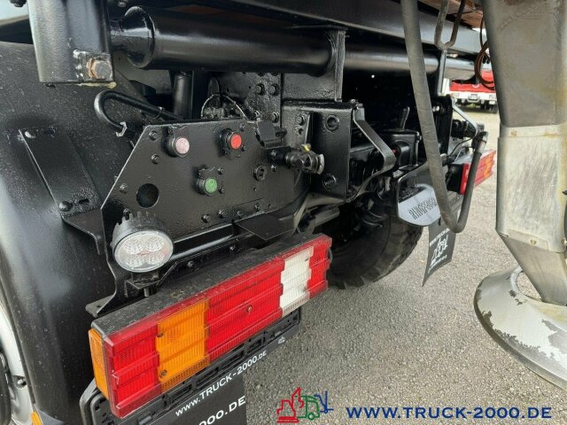 Unimog U400 Winter- Salzstreuer Schneeschild mit 231 PS - Engin de déneigement: photos 4 Unimog U400 Winter- Salzstreuer Schneeschild mit 231 PS - Engin de déneigement: photos 4