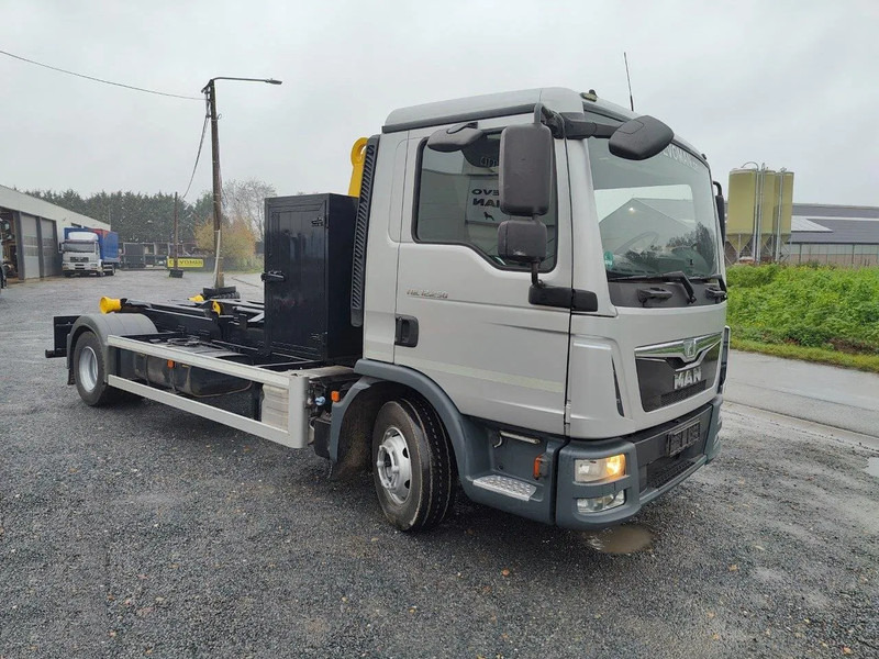 MAN TGL 12.250 with NEW Containersystem / Hooklift JIMECA - Camion ampliroll: photos 2 MAN TGL 12.250 with NEW Containersystem / Hooklift JIMECA - Camion ampliroll: photos 2