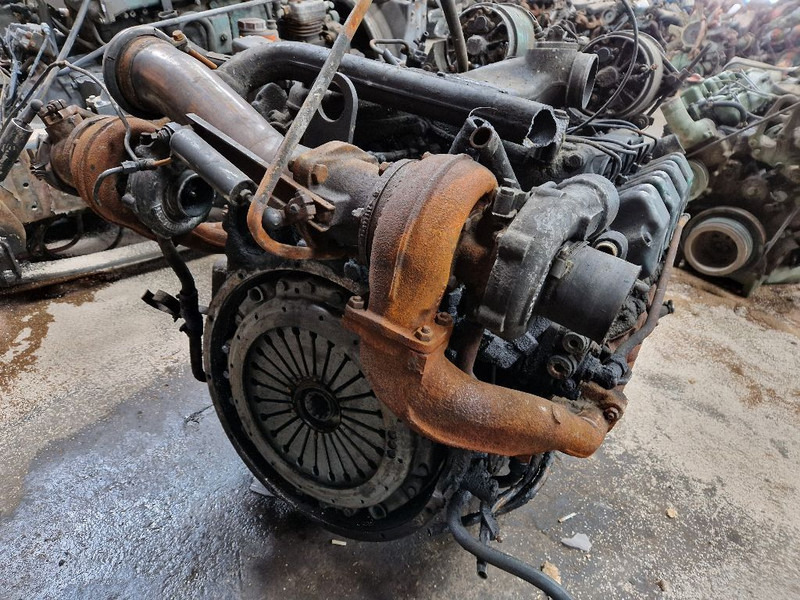 Mercedes-Benz OM442A - Moteur: photos 4 Mercedes-Benz OM442A - Moteur: photos 4