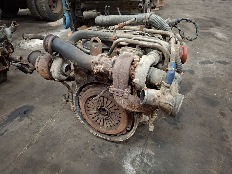 Mercedes-Benz OM442LA - Moteur: photos 5 Mercedes-Benz OM442LA - Moteur: photos 5