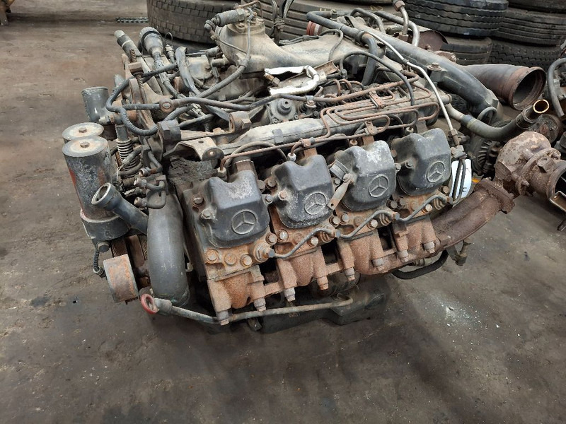 Mercedes-Benz OM442LA - Moteur: photos 1 Mercedes-Benz OM442LA - Moteur: photos 1