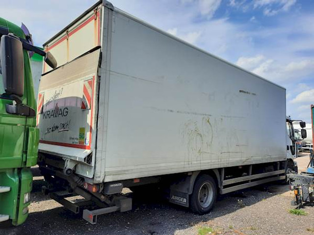 Renault MIDLUM 220 - Camion fourgon: photos 3 Renault MIDLUM 220 - Camion fourgon: photos 3