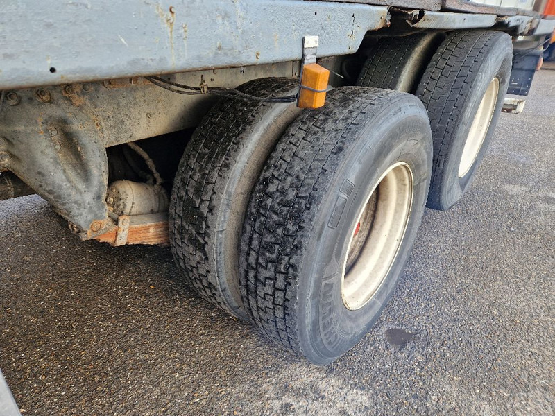 Scania R 142 H 6X2 V8 - Camion plateau: photos 4 Scania R 142 H 6X2 V8 - Camion plateau: photos 4