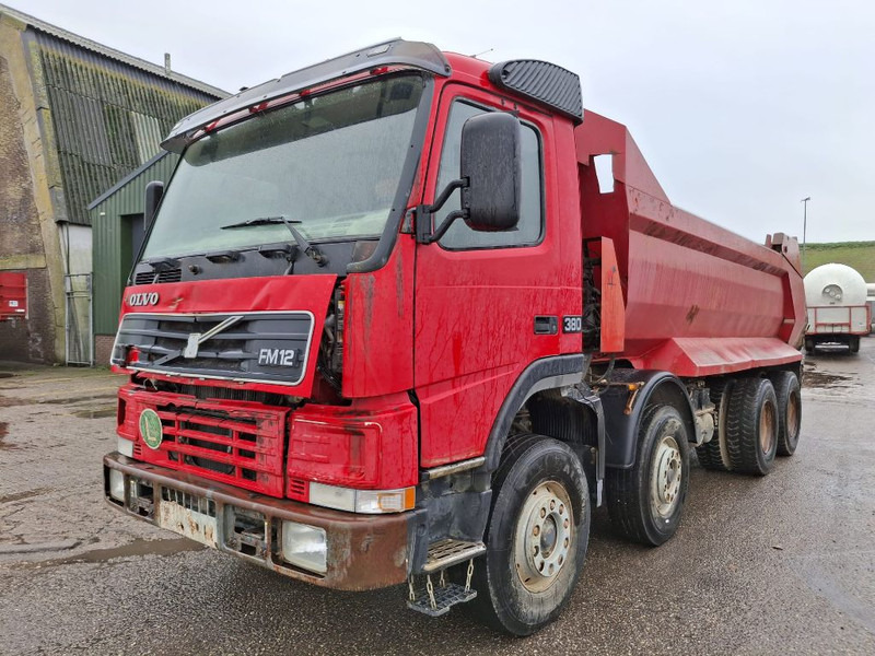 Camion benne Volvo FM 12-380 8X4 STEEL SUSPENSION: photos 8 Camion benne Volvo FM 12-380 8X4 STEEL SUSPENSION: photos 8
