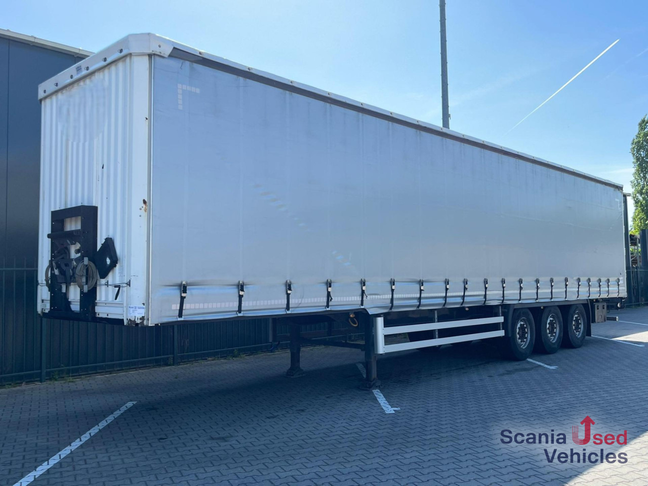 KAESSBOHRER KASSBOHRER XS CURTAINSIDER 3 AXLE 3X STOCK - Semi-remorque rideaux coulissants: photos 1 KAESSBOHRER KASSBOHRER XS CURTAINSIDER 3 AXLE 3X STOCK - Semi-remorque rideaux coulissants: photos 1