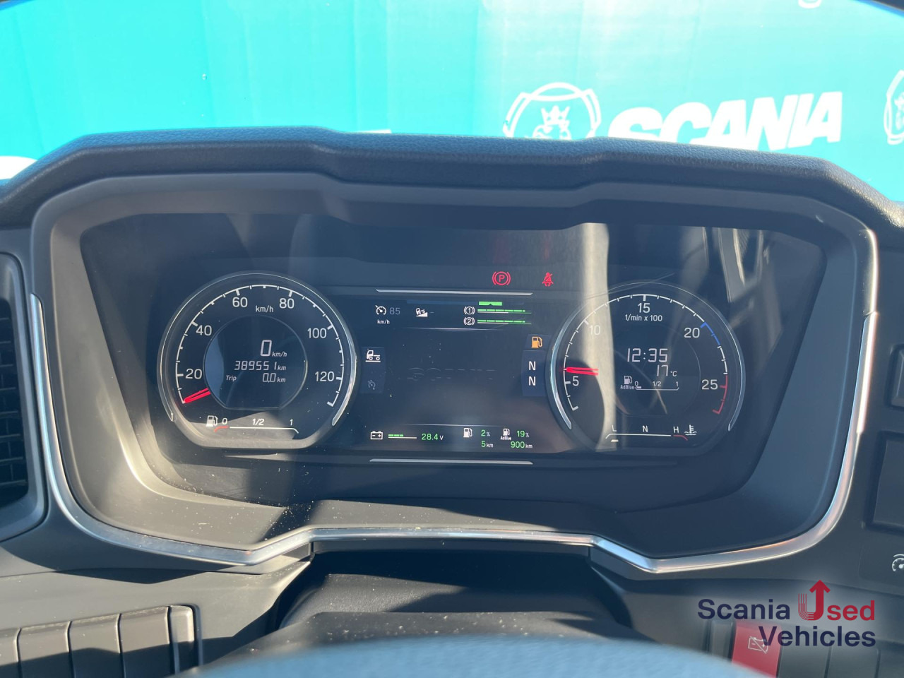 SCANIA R 410 A4x2NA RETARDER LED NAVI - Tracteur routier: photos 5 SCANIA R 410 A4x2NA RETARDER LED NAVI - Tracteur routier: photos 5