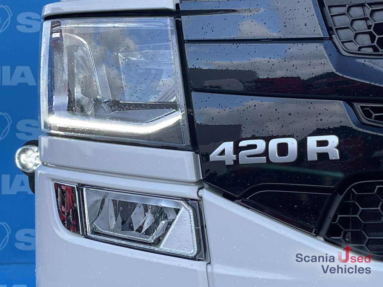 SCANIA R 420 A4x2NA DIFF LOCK CRB LED NAVI ACC 8T - Tracteur routier: photos 2 SCANIA R 420 A4x2NA DIFF LOCK CRB LED NAVI ACC 8T - Tracteur routier: photos 2
