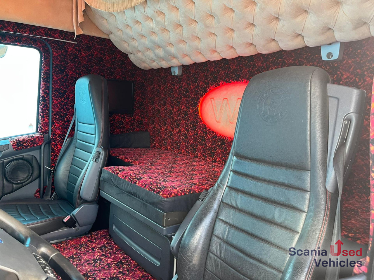 SCANIA R 480 LA6x2/4MLB RETARDER DIFF-L MEGA VOLUME - Tracteur routier: photos 5 SCANIA R 480 LA6x2/4MLB RETARDER DIFF-L MEGA VOLUME - Tracteur routier: photos 5