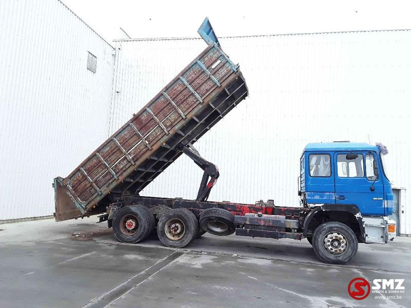MAN 26.422 25-422 manual pump - Camion benne: photos 3 MAN 26.422 25-422 manual pump - Camion benne: photos 3