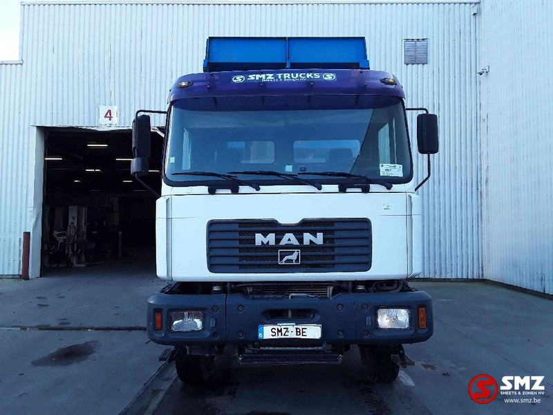 MAN 33.364 6x4 francais - Camion benne: photos 2 MAN 33.364 6x4 francais - Camion benne: photos 2