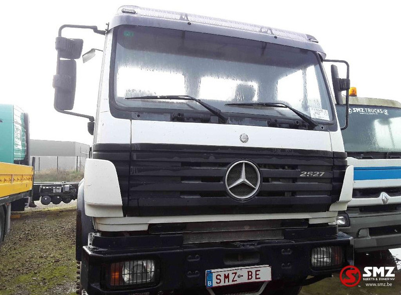 Mercedes-Benz 2527 6x4motor slecht - Châssis cabine: photos 2 Mercedes-Benz 2527 6x4motor slecht - Châssis cabine: photos 2