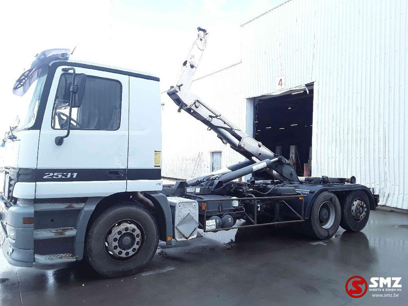 Mercedes-Benz Actros 2531 francais - Camion porte-conteneur/ Caisse mobile: photos 5 Mercedes-Benz Actros 2531 francais - Camion porte-conteneur/ Caisse mobile: photos 5