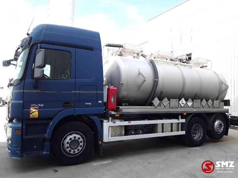 Mercedes-Benz Actros 2536 12400 l chemie tank - Camion citerne: photos 5 Mercedes-Benz Actros 2536 12400 l chemie tank - Camion citerne: photos 5