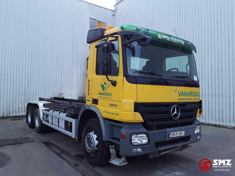 Mercedes-Benz Actros 2641 6x4 EPS lames - Châssis cabine: photos 1 Mercedes-Benz Actros 2641 6x4 EPS lames - Châssis cabine: photos 1
