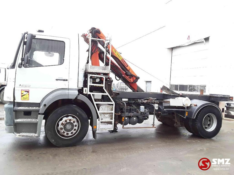 Mercedes-Benz Axor 1823 Palfinger pk4501 - Camion plateau, Camion grue: photos 5 Mercedes-Benz Axor 1823 Palfinger pk4501 - Camion plateau, Camion grue: photos 5