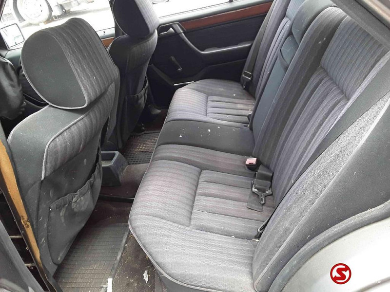 Voiture Mercedes-Benz: photos 9 Voiture Mercedes-Benz: photos 9