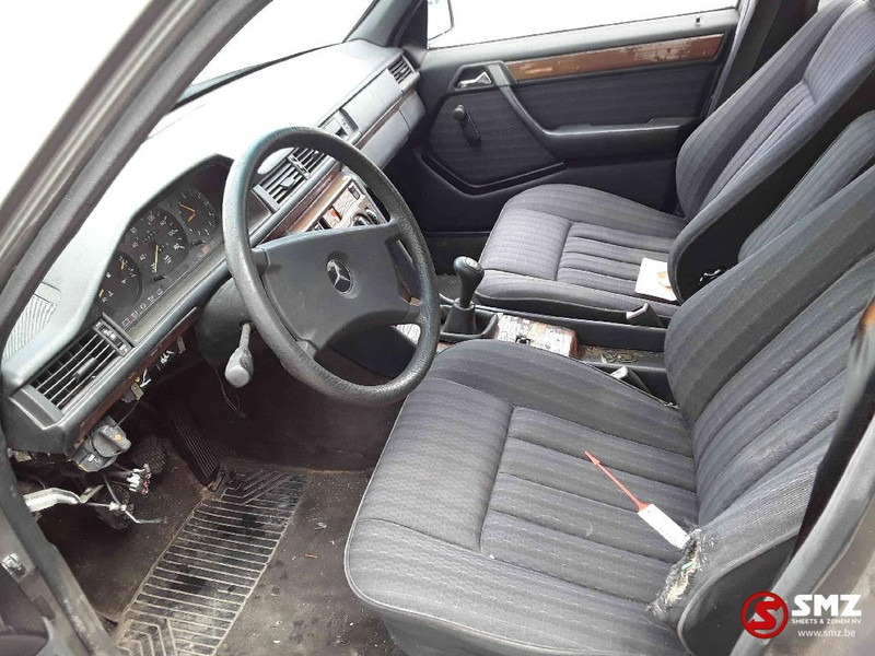 Voiture Mercedes-Benz: photos 7 Voiture Mercedes-Benz: photos 7