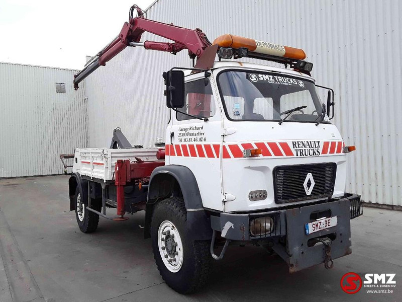 Renault TRM 4000 depannage /grue 4x4 - Remorqueuse: photos 1 Renault TRM 4000 depannage /grue 4x4 - Remorqueuse: photos 1