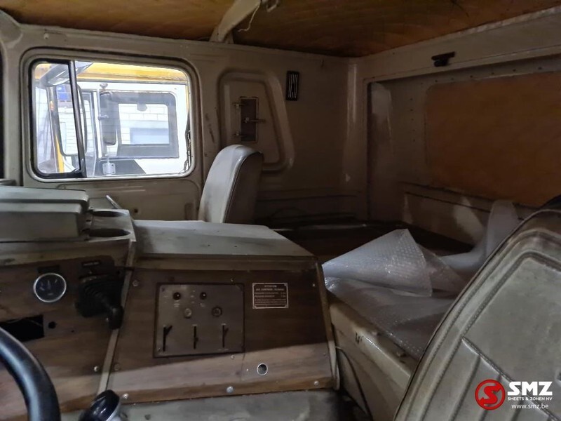 MACK F 700 francais/french - Tracteur routier: photos 5 MACK F 700 francais/french - Tracteur routier: photos 5