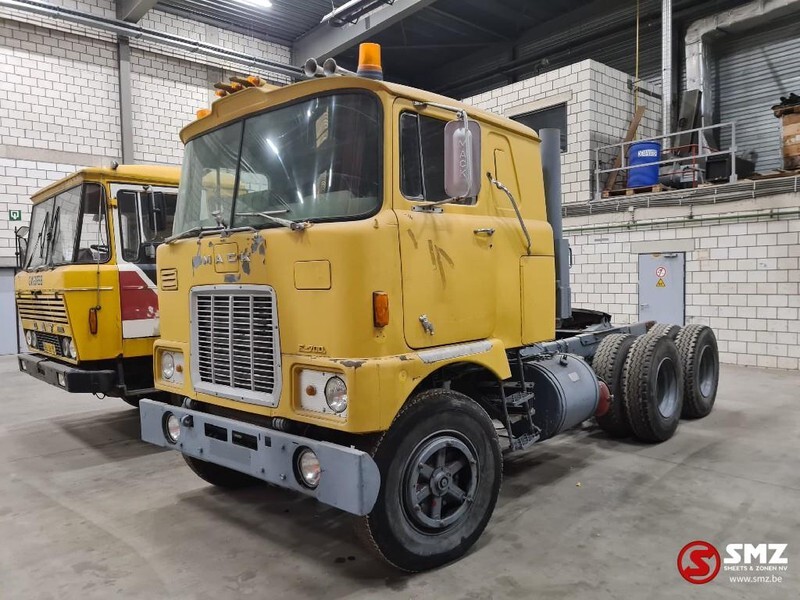 MACK F 700 francais/french - Tracteur routier: photos 3 MACK F 700 francais/french - Tracteur routier: photos 3