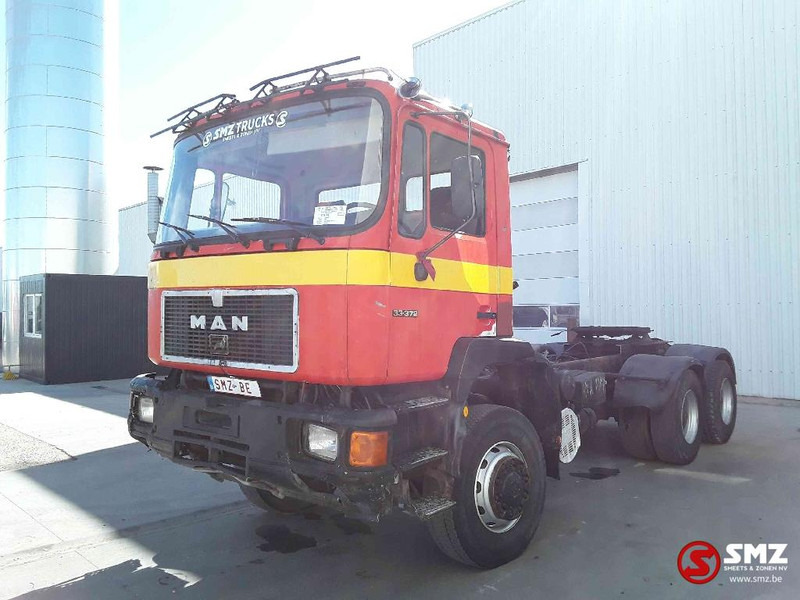 MAN 33.372 6x6 - Tracteur routier: photos 2 MAN 33.372 6x6 - Tracteur routier: photos 2