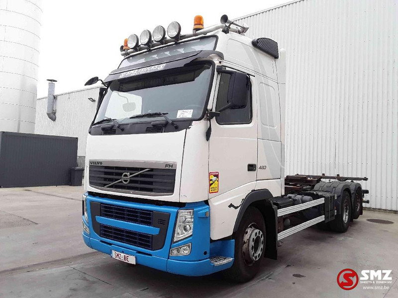Volvo FH 420 6x2 - Camion porte-conteneur/ Caisse mobile: photos 3 Volvo FH 420 6x2 - Camion porte-conteneur/ Caisse mobile: photos 3