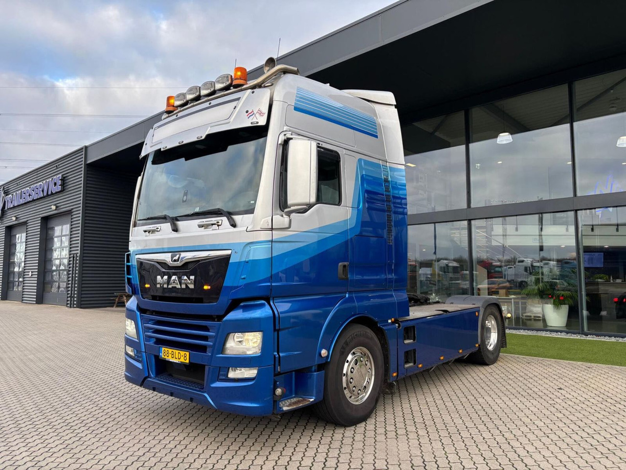MAN TGX 460 4x2 Schuifschotel + Hydrauliek - Tracteur routier: photos 1 MAN TGX 460 4x2 Schuifschotel + Hydrauliek - Tracteur routier: photos 1