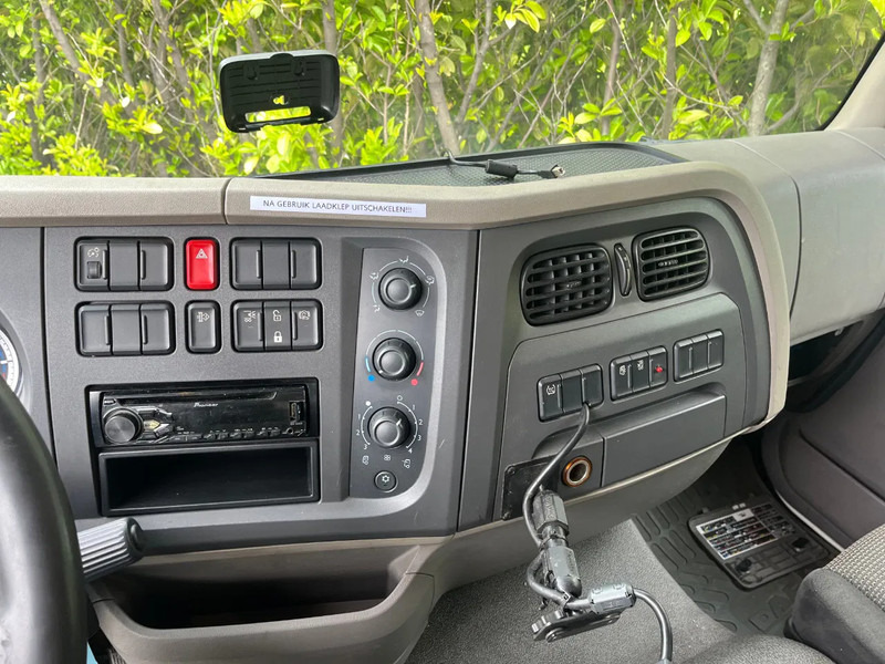 Camion frigorifique DAF LF 220 FA Euro6: photos 11