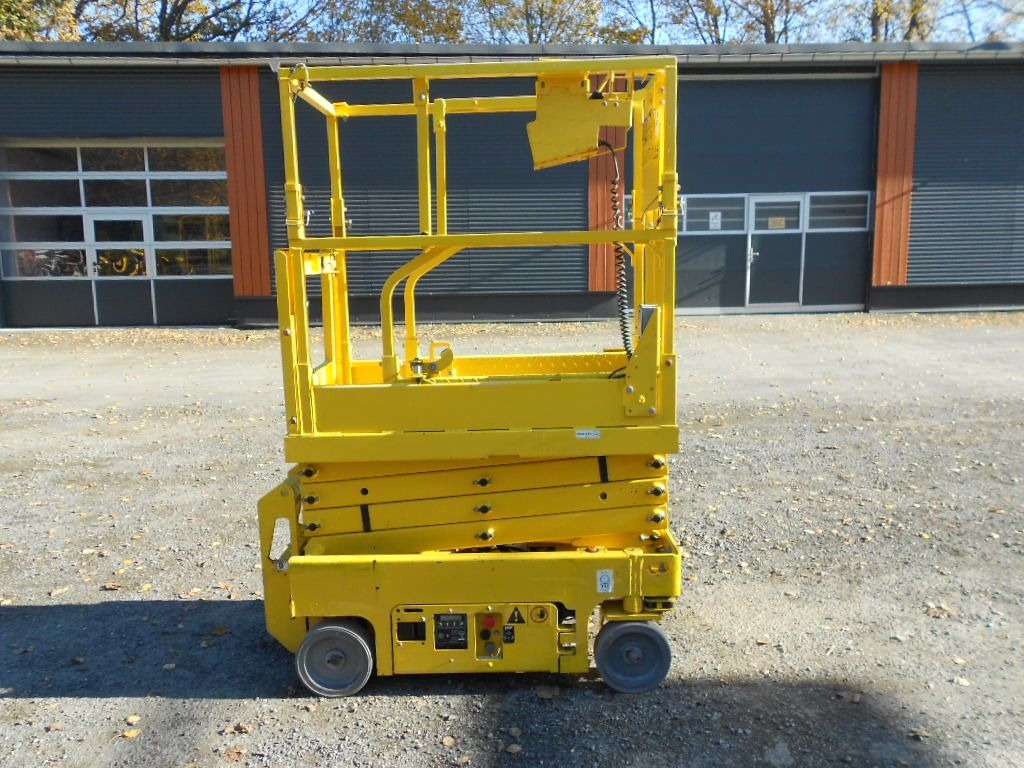 Nacelle ciseaux Genie GS 1330, Leichtscherenarbeitsbühne Genie 5,9 m Genie GS 1330, Leichtscherenarbeitsbühne Genie 5,9 m: photos 12
